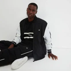 Ellesse Jacken Und Mäntel><noscript><img width=