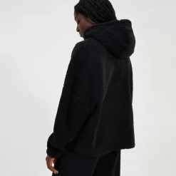 Ellesse Jacken Und Mäntel><noscript><img width=