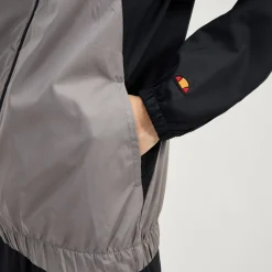 Ellesse Jacken Und Mäntel><noscript><img width=