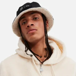 Ellesse Kappen>Tomorrowland X Bucket Hat Creme