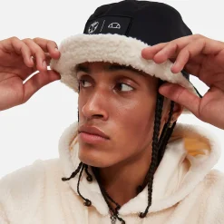 Ellesse Kappen><noscript><img width=